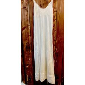 Vintage 1960 Lorraine White Nylon NOS DuPont Antron III Adjustable Hem Deadstock